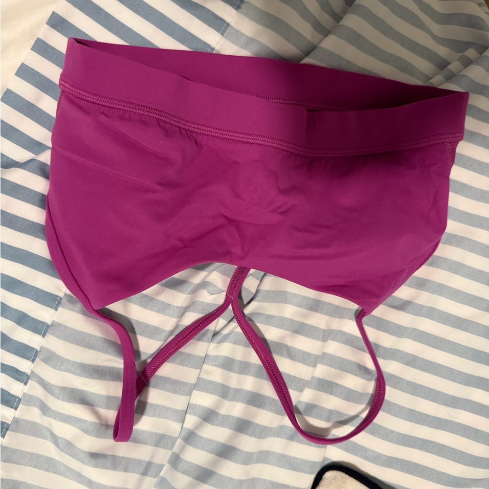 lululemon athletica Fuchsia Flow Y Bra